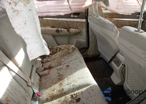 2010 Subaru Legacy 2.5I Premium из США, поврежденный, VIN 4S3BMBG61A3220704